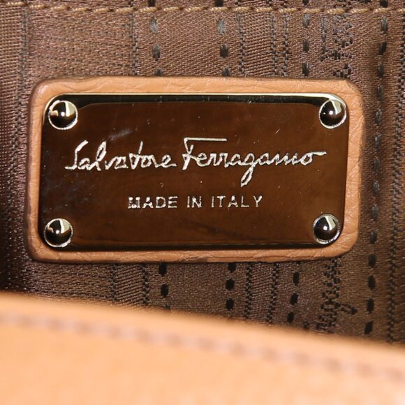 Salvatore Ferragamo Sofia bag in beige leather - Picture 4 of 9